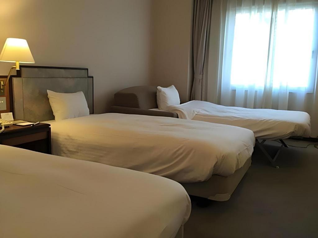 Hotel New Omi Omihachiman Bagian luar foto